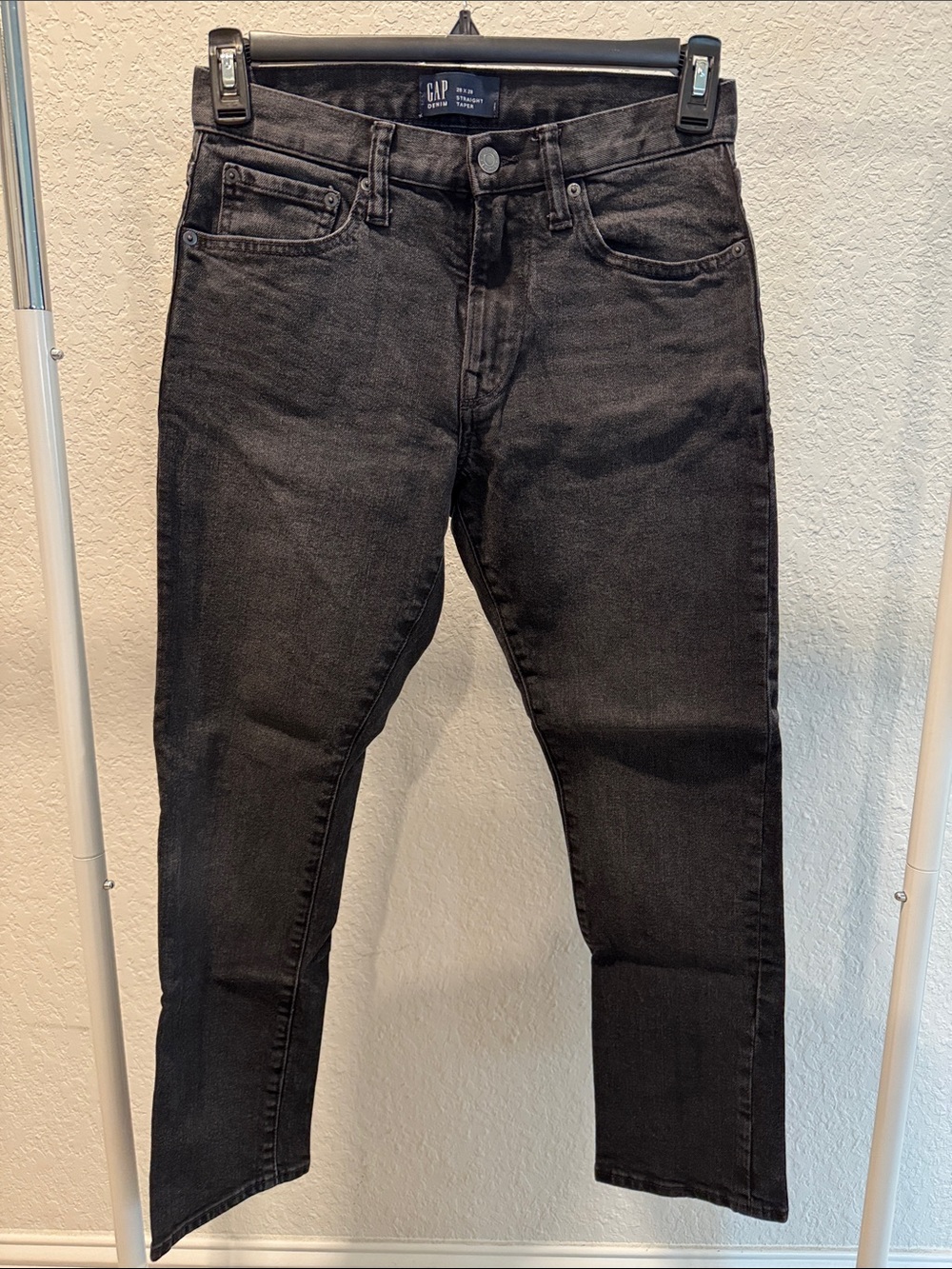 GAP Men’s Slim Straight Black Jeans
